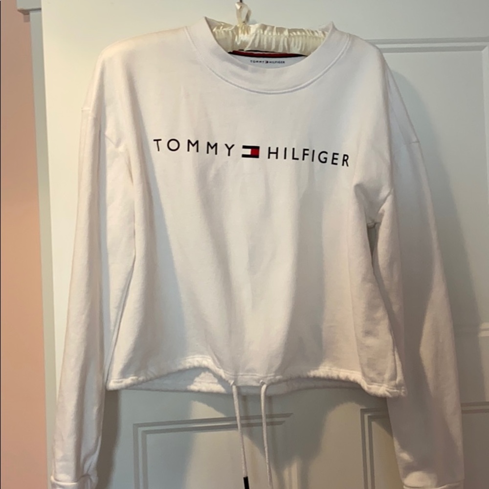sweatshirt